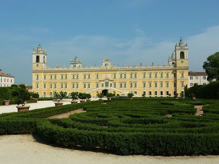 Tour Parma Palace of Colorno