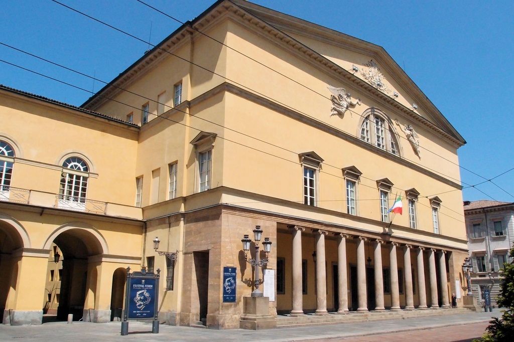 tour Parma Regio Theater