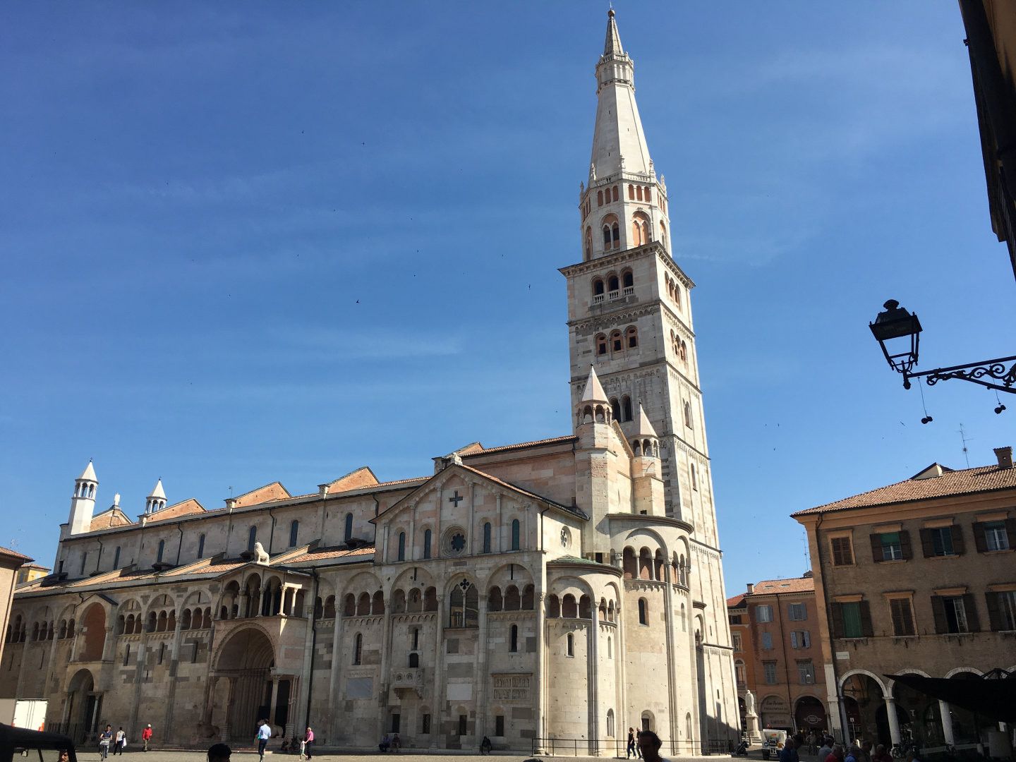 Modena Duomo Fiancata